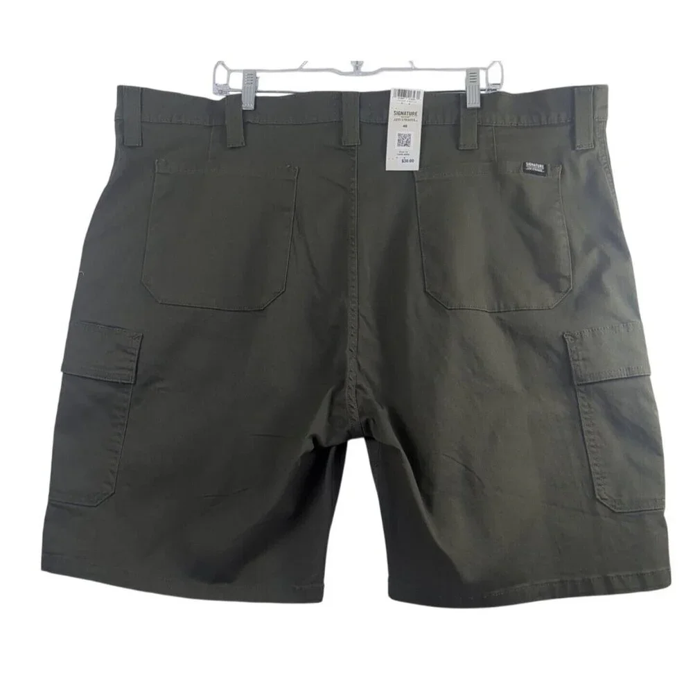 Signature Gold Levi Strauss Olive Green Cargo Shorts Mens‎ 46 Hits At The Knee